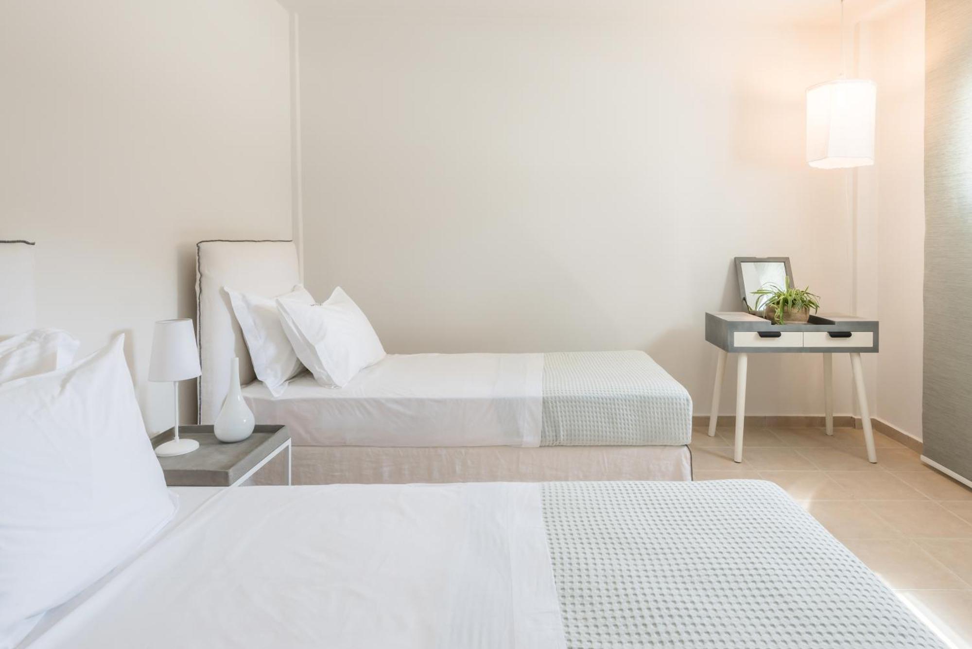 Eneos Kythnos Beach Villas-Elegant And Comfort Villas Стая снимка